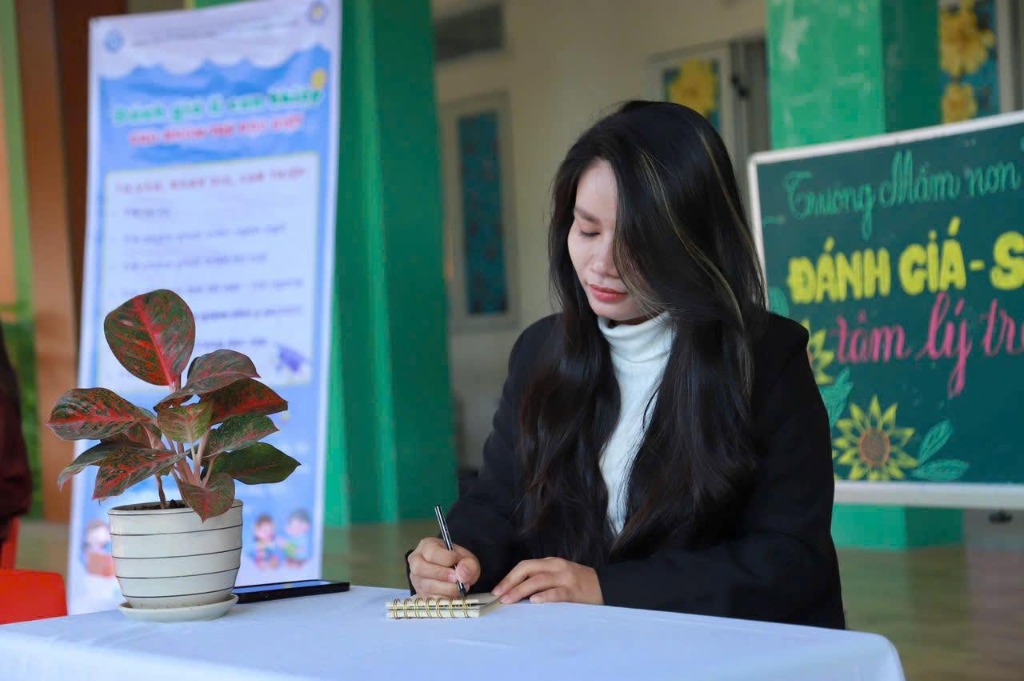 Cô Thuận soạn giáo án