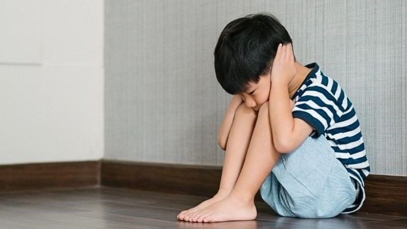 Tự kỷ: Nguyên nhân, dấu hiệu, chẩn đoán, cách điều trị